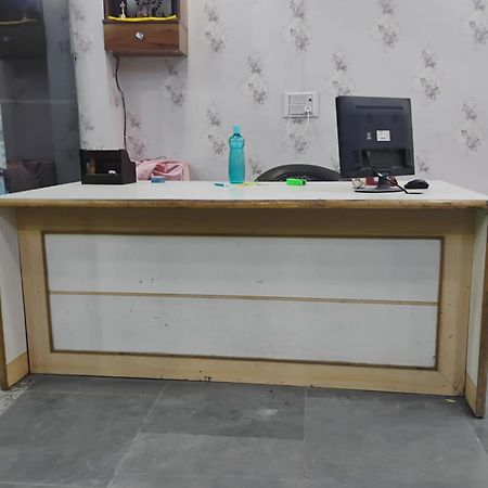 Shree Ji Greater Noida Exterior foto